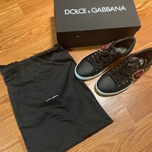 D&G black shoes